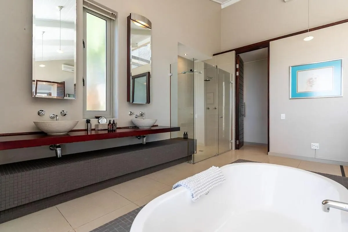 Ocean View Luxury Villa With Pool - Camps Bay Le Cap