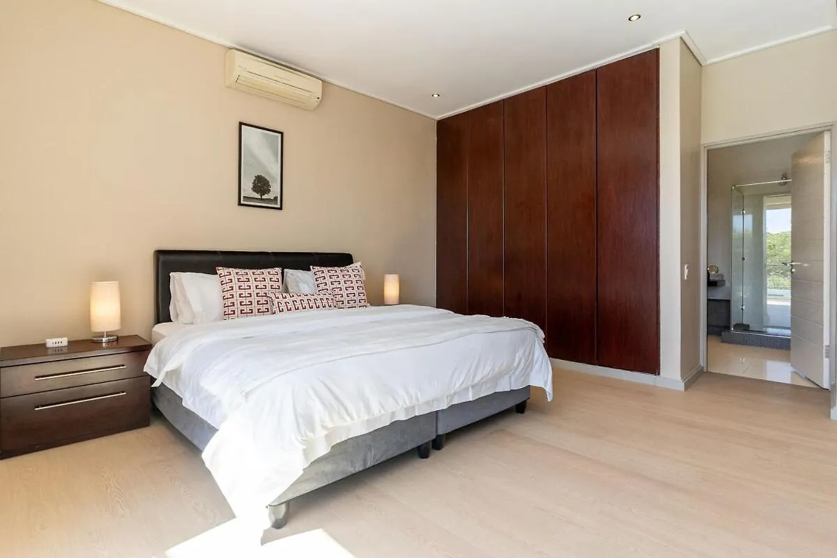Ocean View Luxury Villa With Pool - Camps Bay Le Cap