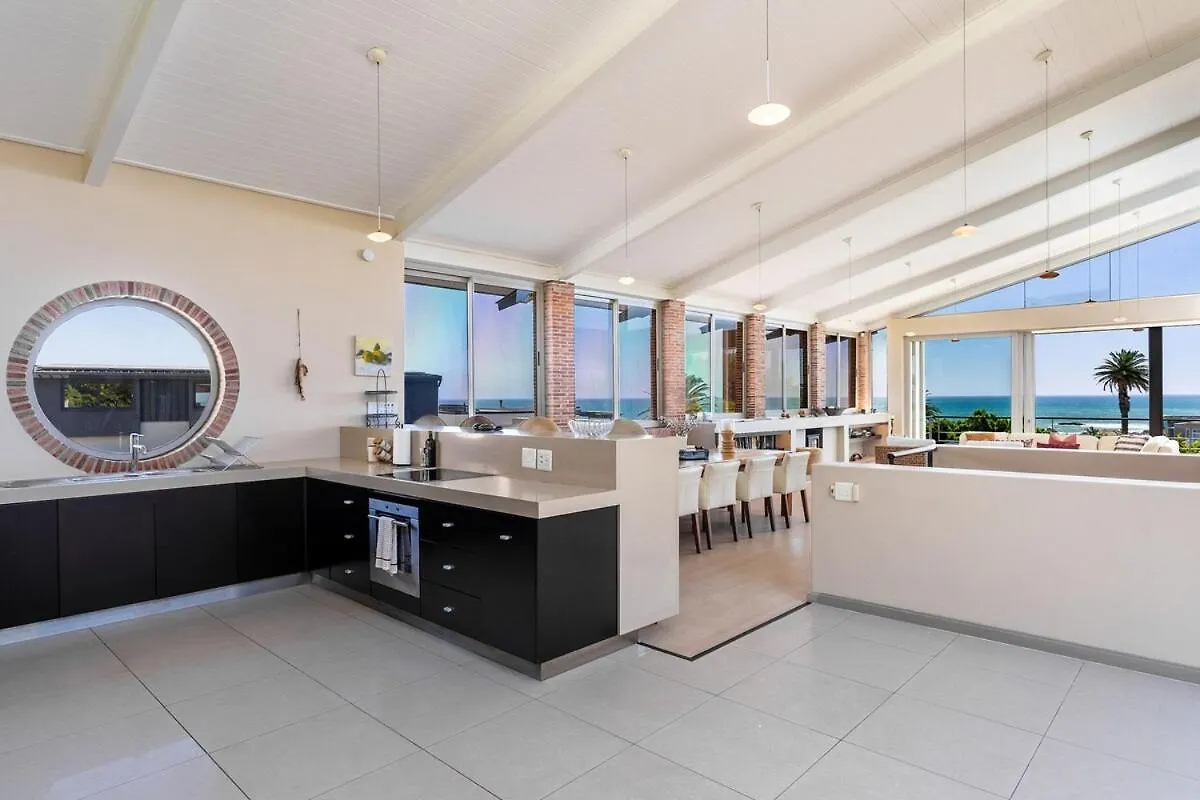 Ocean View Luxury Villa With Pool - Camps Bay Le Cap